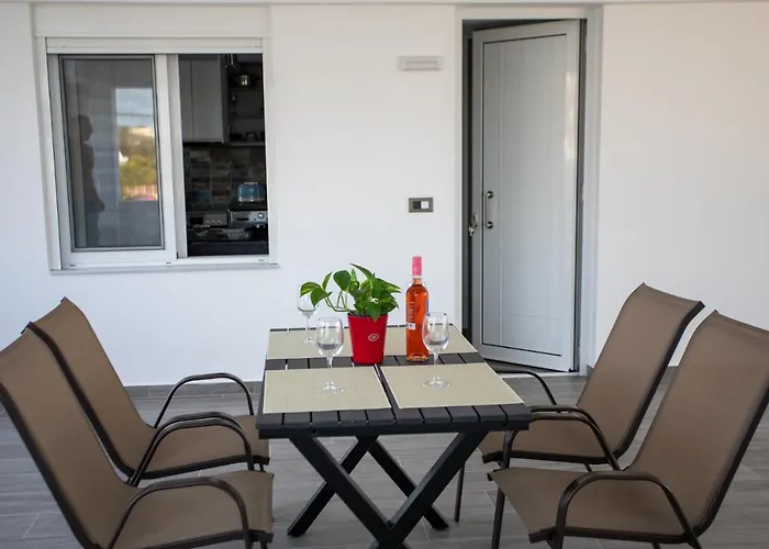 On The Breeze 1 Apartment *