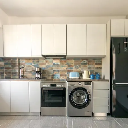 On The Breeze 1 Kos Town