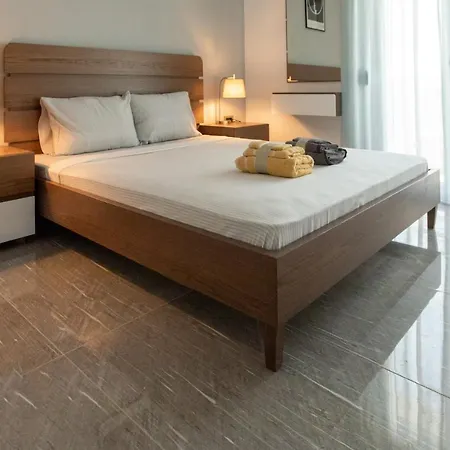 Апартаменты On The Breeze 1 *